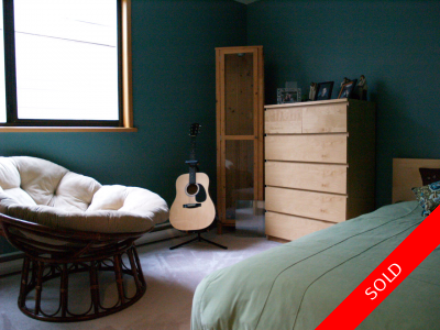 Burnaby Townhouse for sale: 2 bedroom 871 sq.ft. (Listed 2007-10-29)