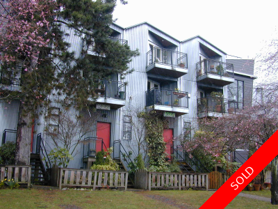 Grandview Row/Town House for sale: 2 bedroom 1,354 sq.ft. (Listed 2009-09-01)