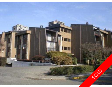 Lougheed Mall Condo for sale: Woodstone Place 1 bedroom 698 sq.ft. (Listed 2009-03-02)