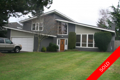 Pebble Hill House for sale: 3 bedroom 1,961 sq.ft. (Listed 2010-01-26)